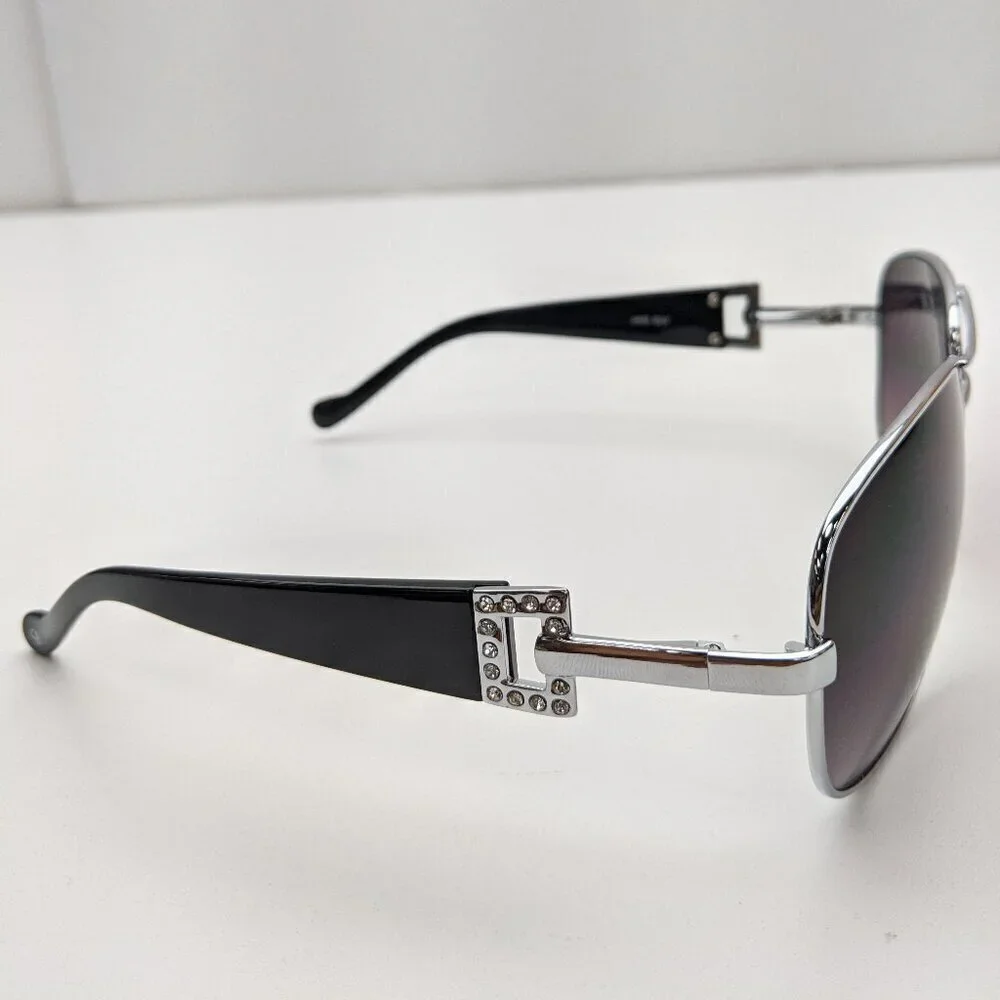Jessica Simpson frame 10